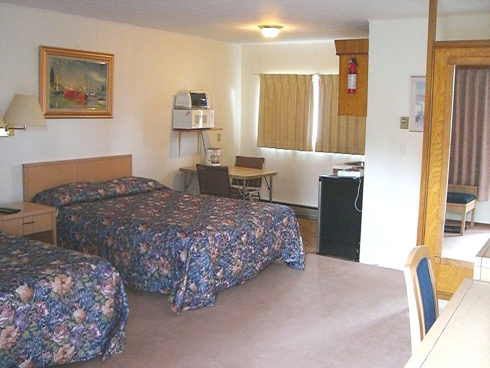 A-1 Alberni Inn Port Alberni Exteriör bild