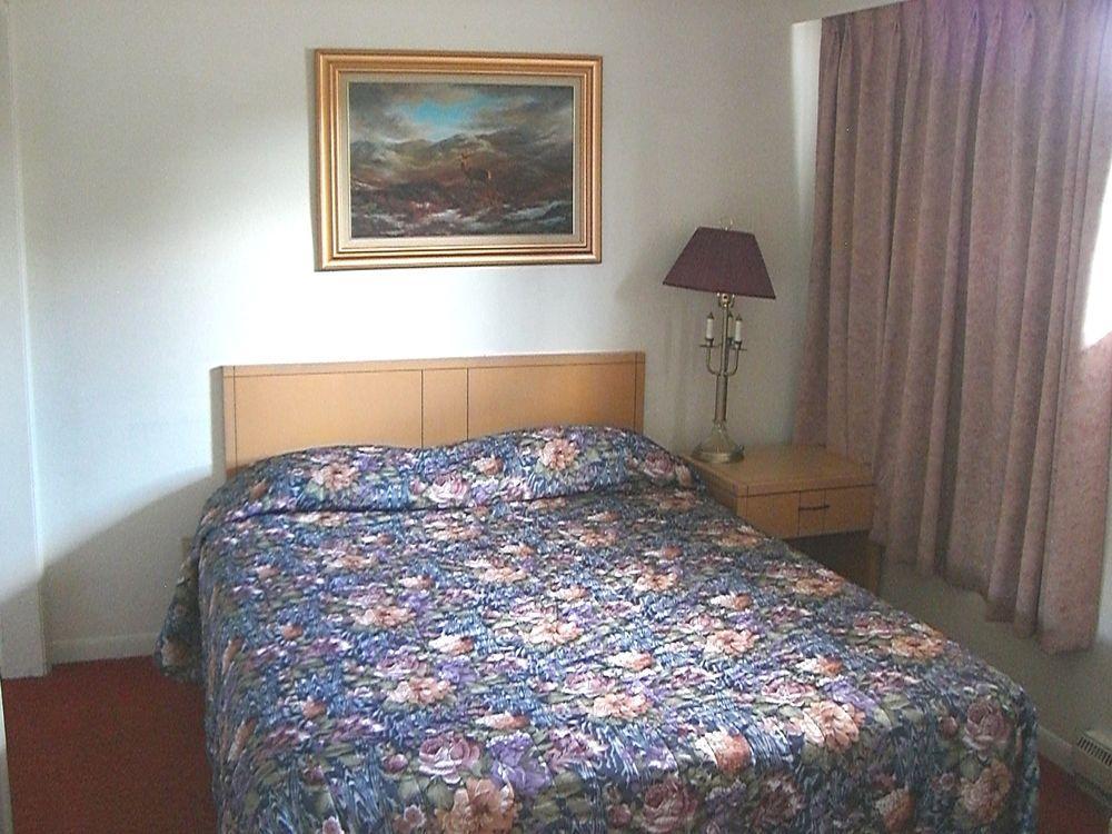 A-1 Alberni Inn Port Alberni Exteriör bild