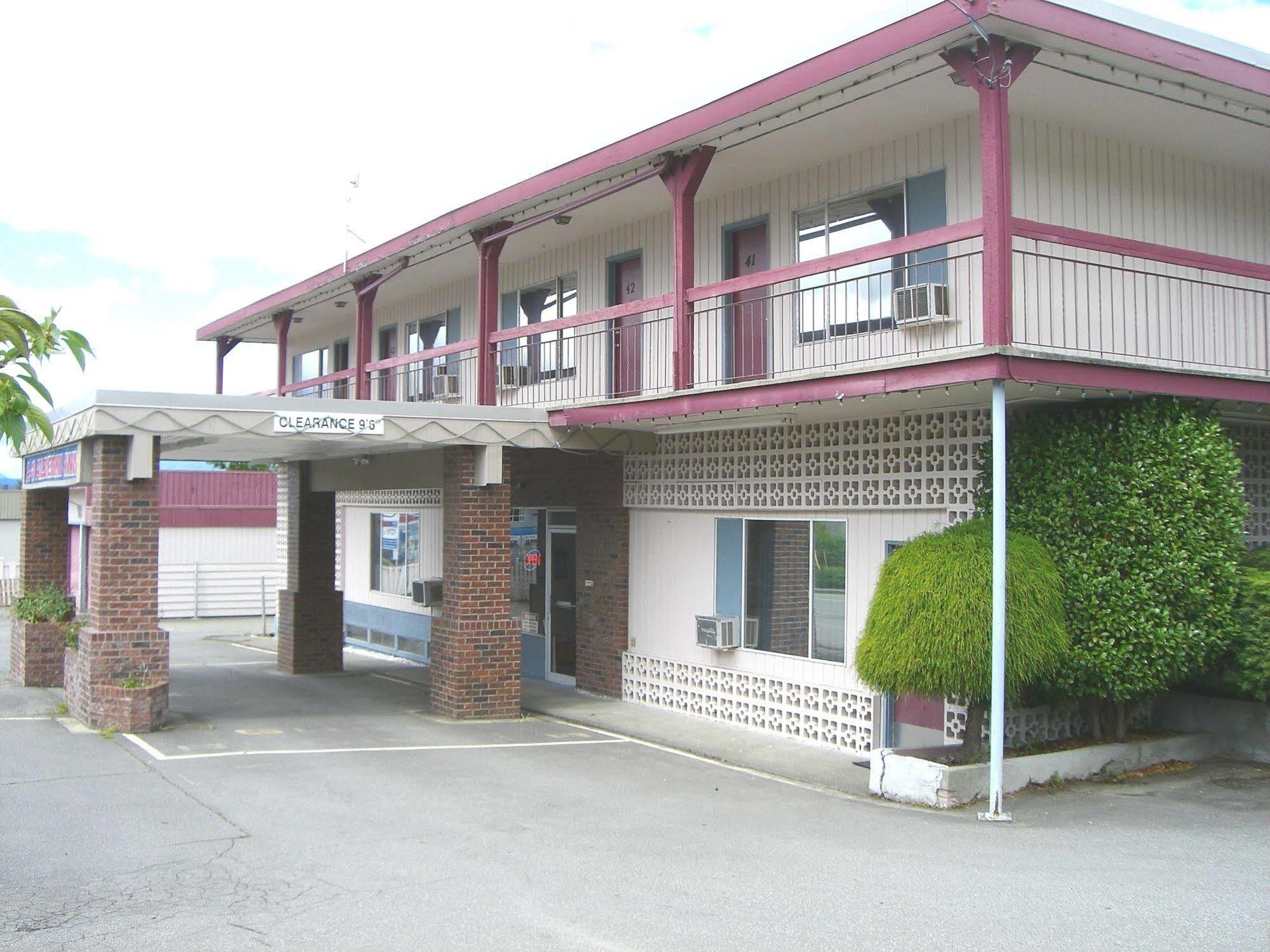 A-1 Alberni Inn Port Alberni Exteriör bild