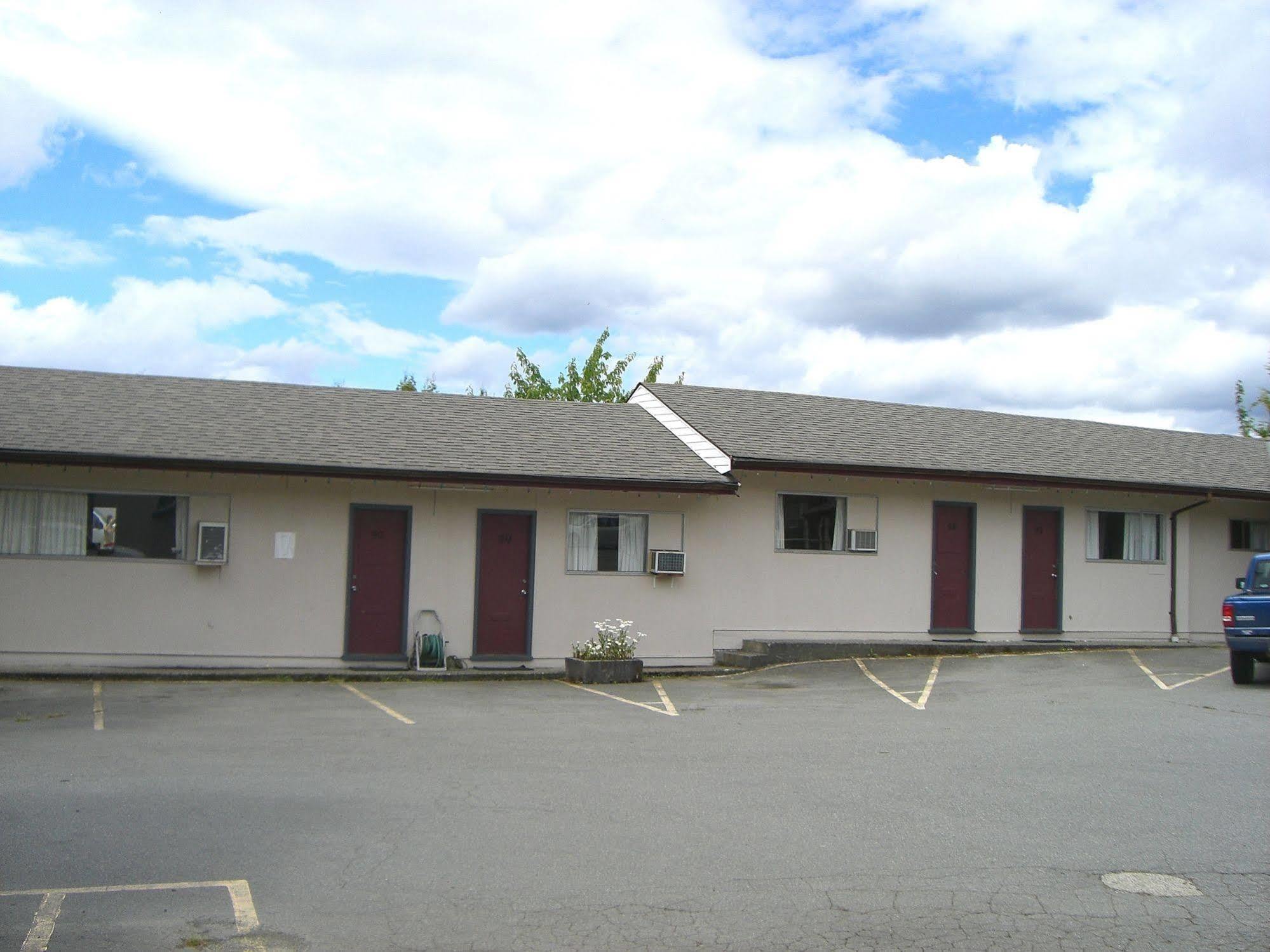A-1 Alberni Inn Port Alberni Exteriör bild